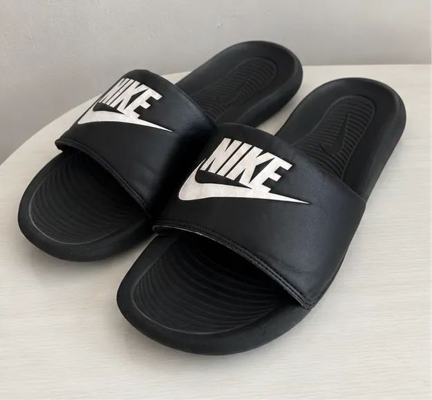 Chinelo Nike