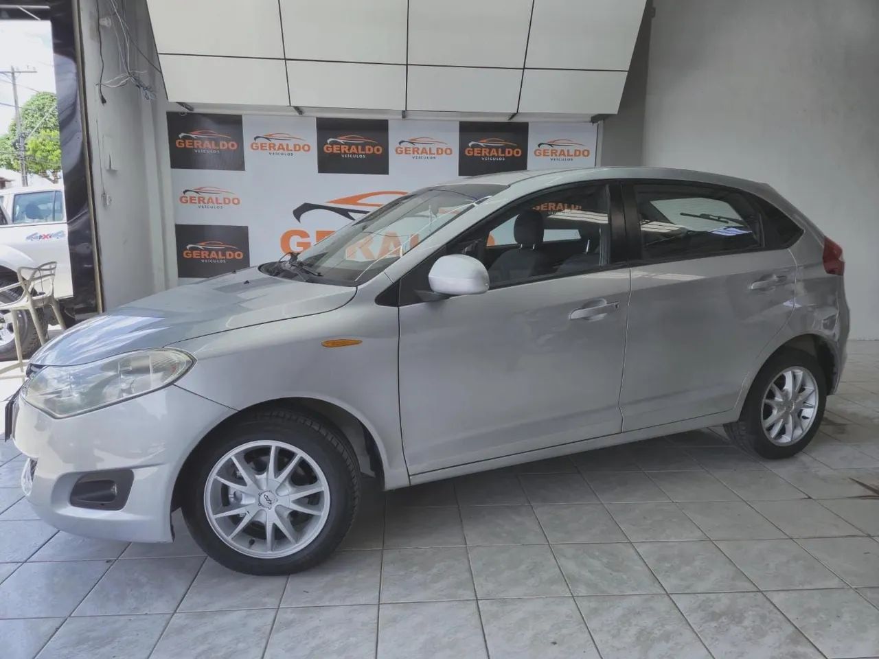 Chery Celer Hatch 1.5 16V Flex 5P 2013 - Foto 2
