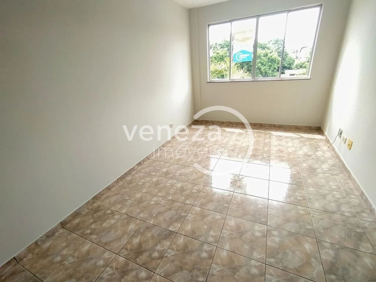 Apartamento para alugar no Edifício Solar das Torres, Parque Jamaica - Foto 3