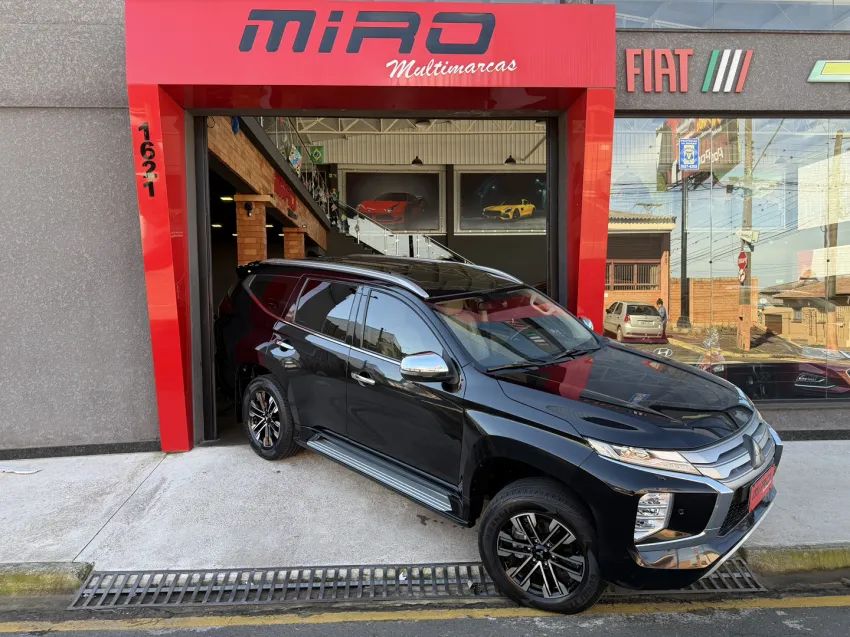 Mitsubishi Pajero 2021