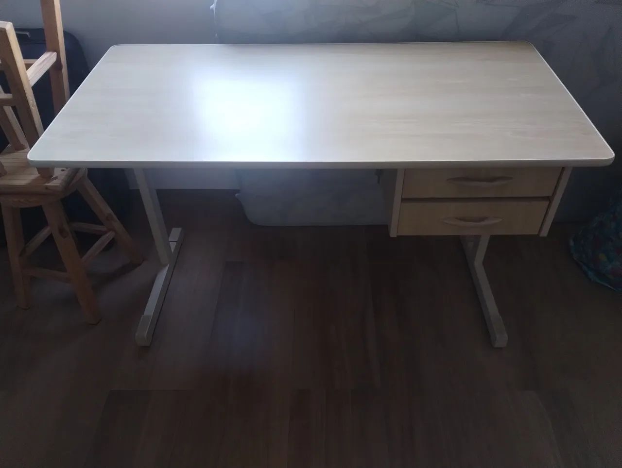 Escrivaninha 1,20m