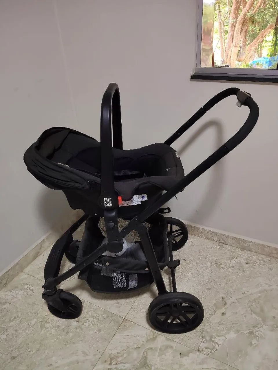 Carrinho de Bebê com Bebê conforto - Foto 5