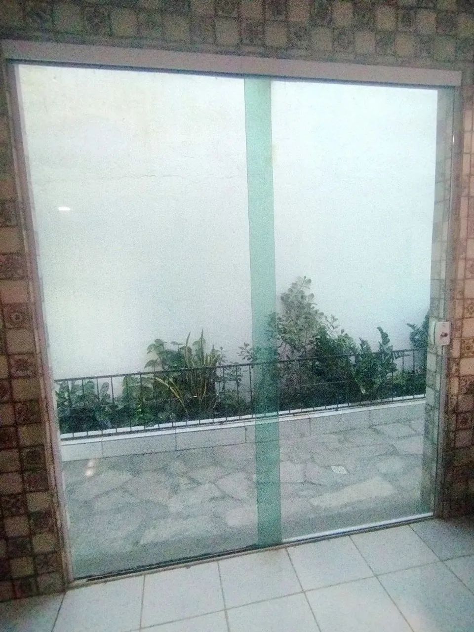 Vendo porta de correr de vidro