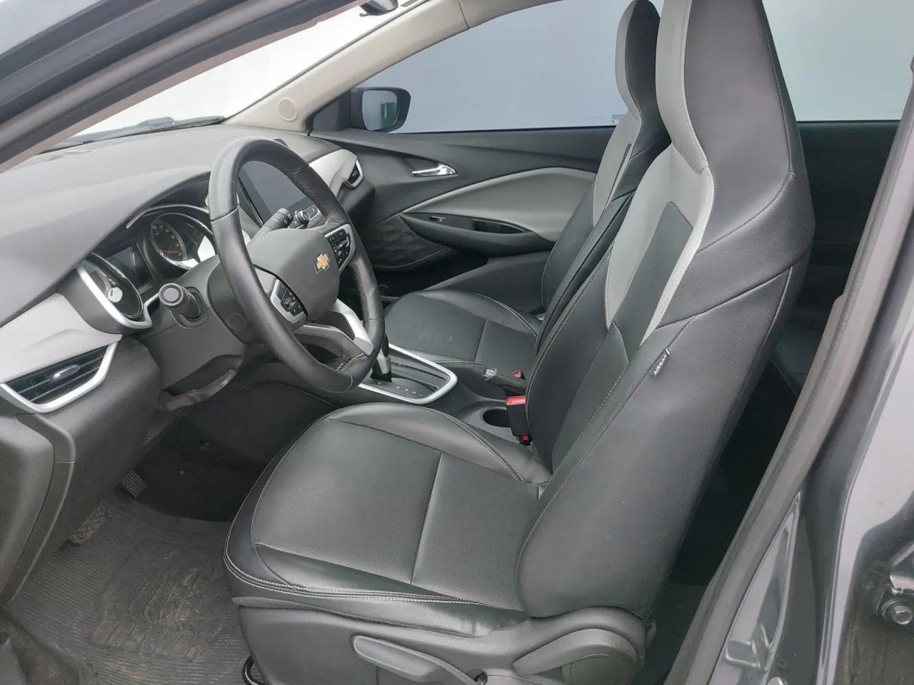 Chevrolet Onix Hatch Premier 1.0 12V TB Flex Aut. 4P, foto 16 de 18
