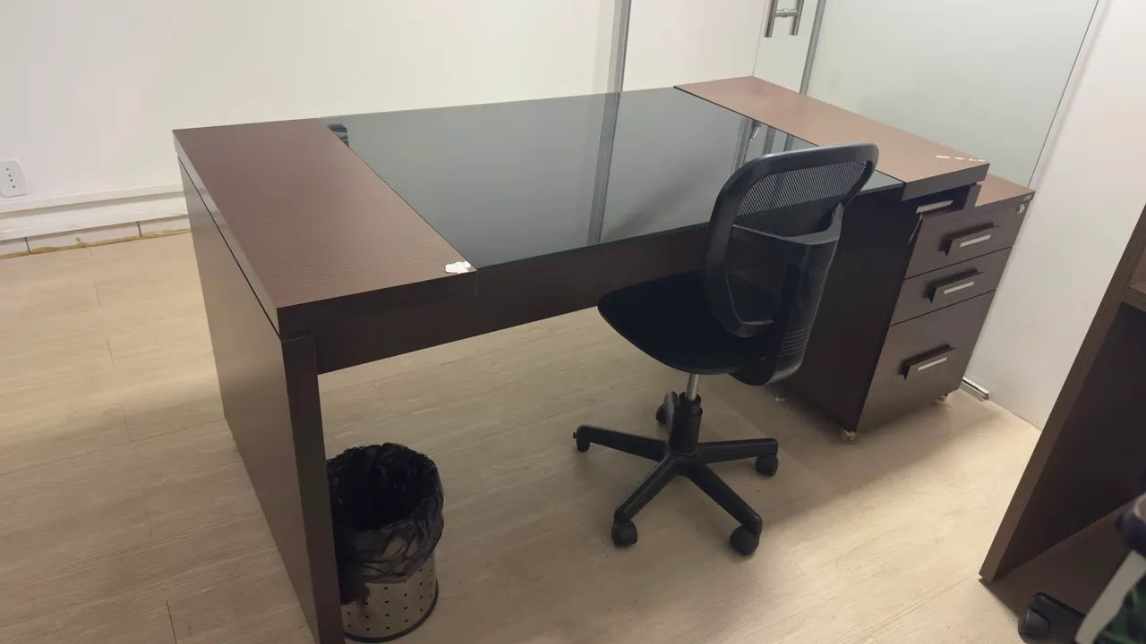 Conjunto de Mesa De Escritório, Mesa e Armários, PREÇO NEGOCIÁVEL!!!! - Foto 5