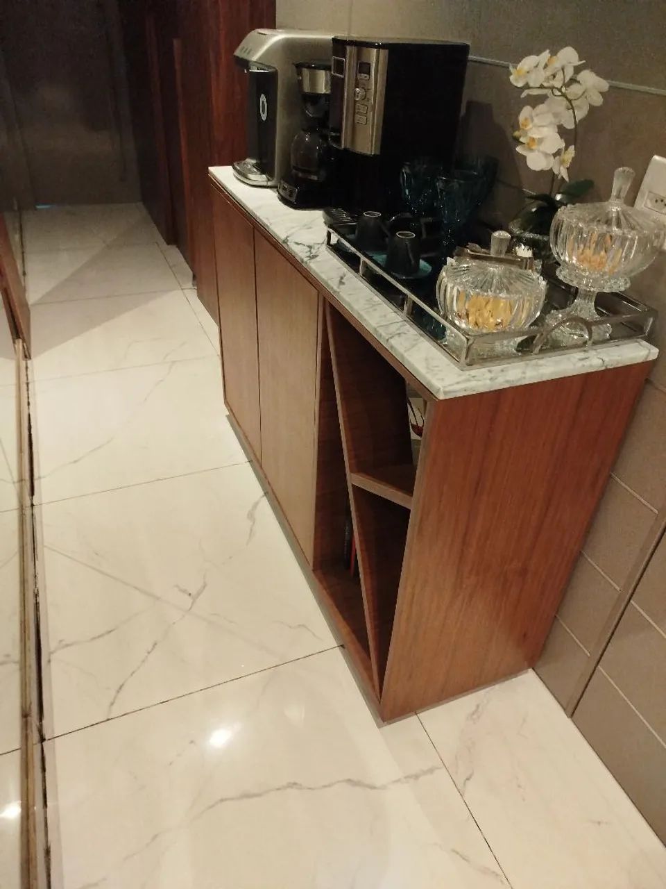 Mesinha de café para recepção 