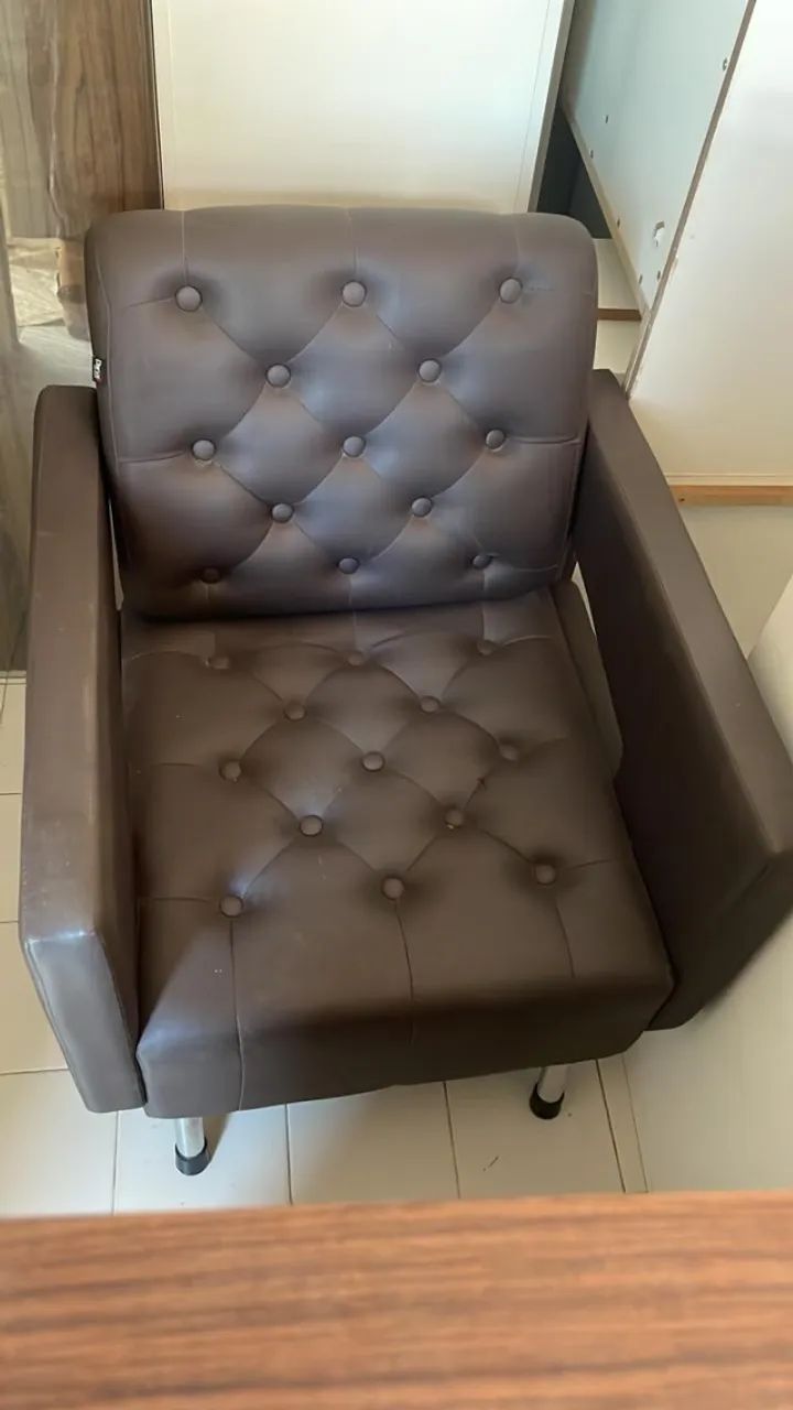 Poltrona/Sofá Spyder Captonê para salão de beleza - Foto 2