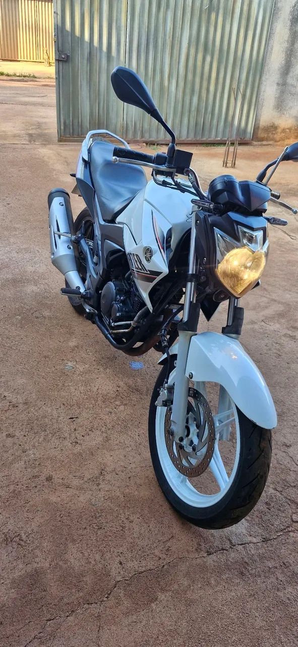 Fazer 250 - Foto 2