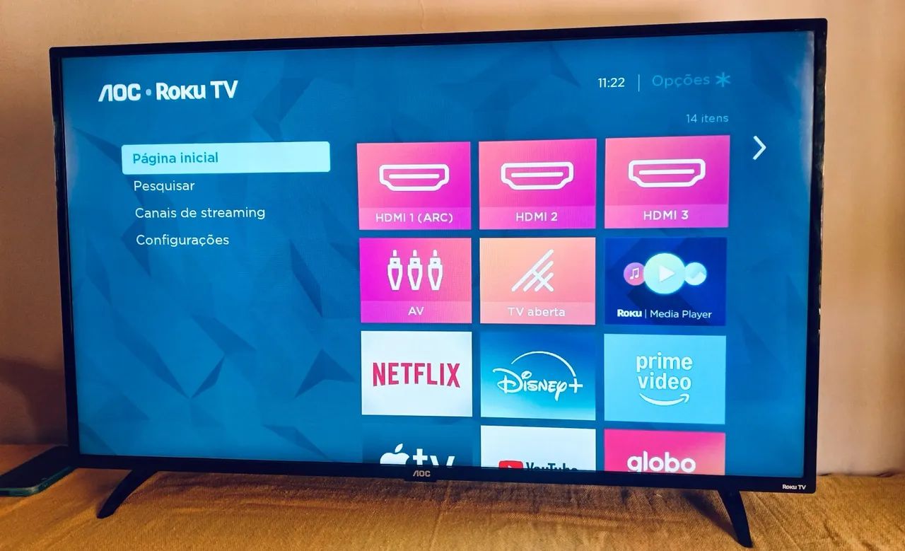 Tv smart 43 polegadas Roku sem detalhe dou garantia 