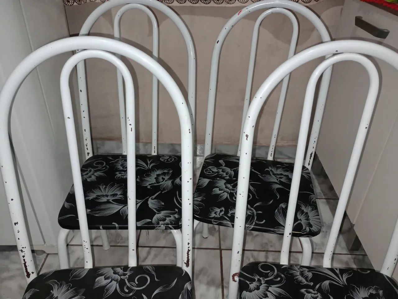4 cadeiras de cozinha