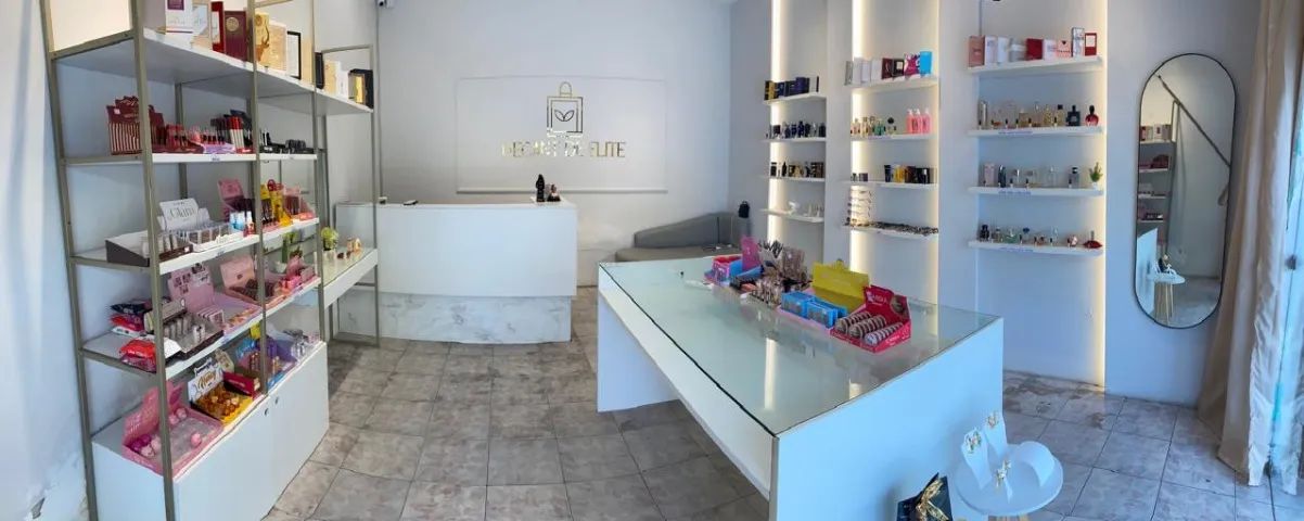 Vendo Móveis completo em Mdf para loja  