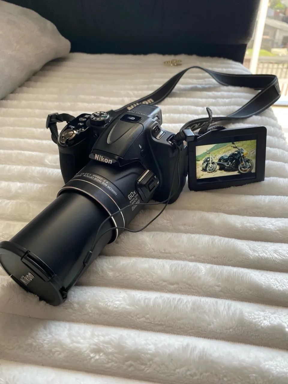 Câmera  Nikon P600