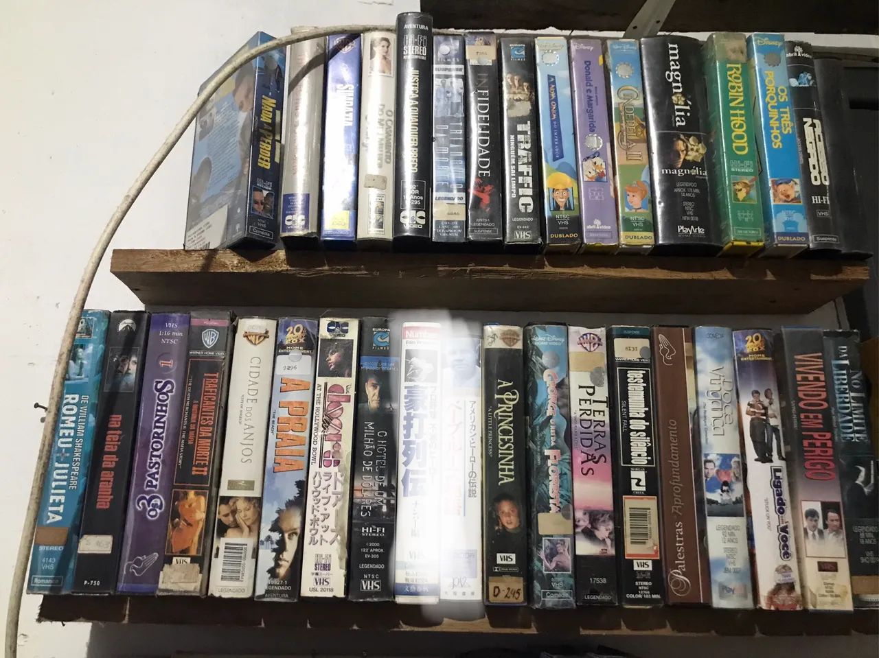 Lote de VHS ? FILMES E DESENHOS  - Foto 2
