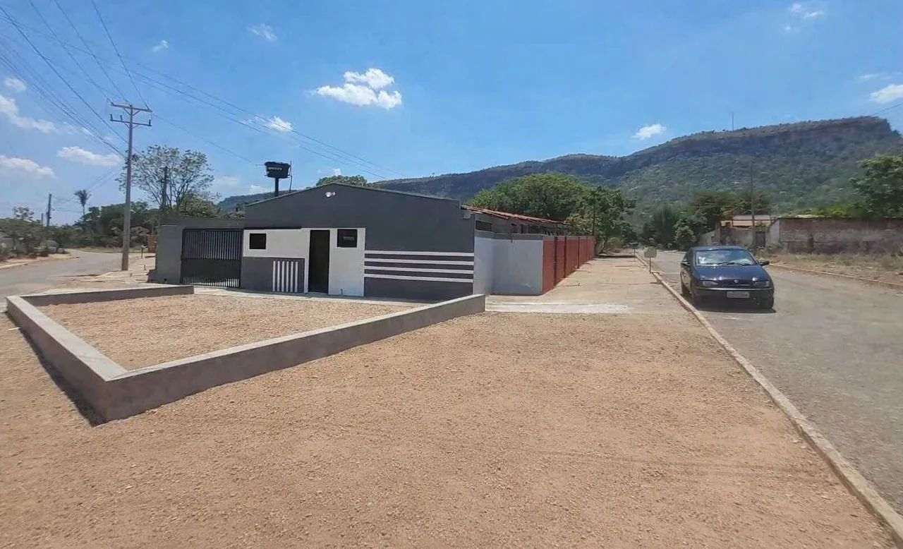 10 kitnets + 3 casas 