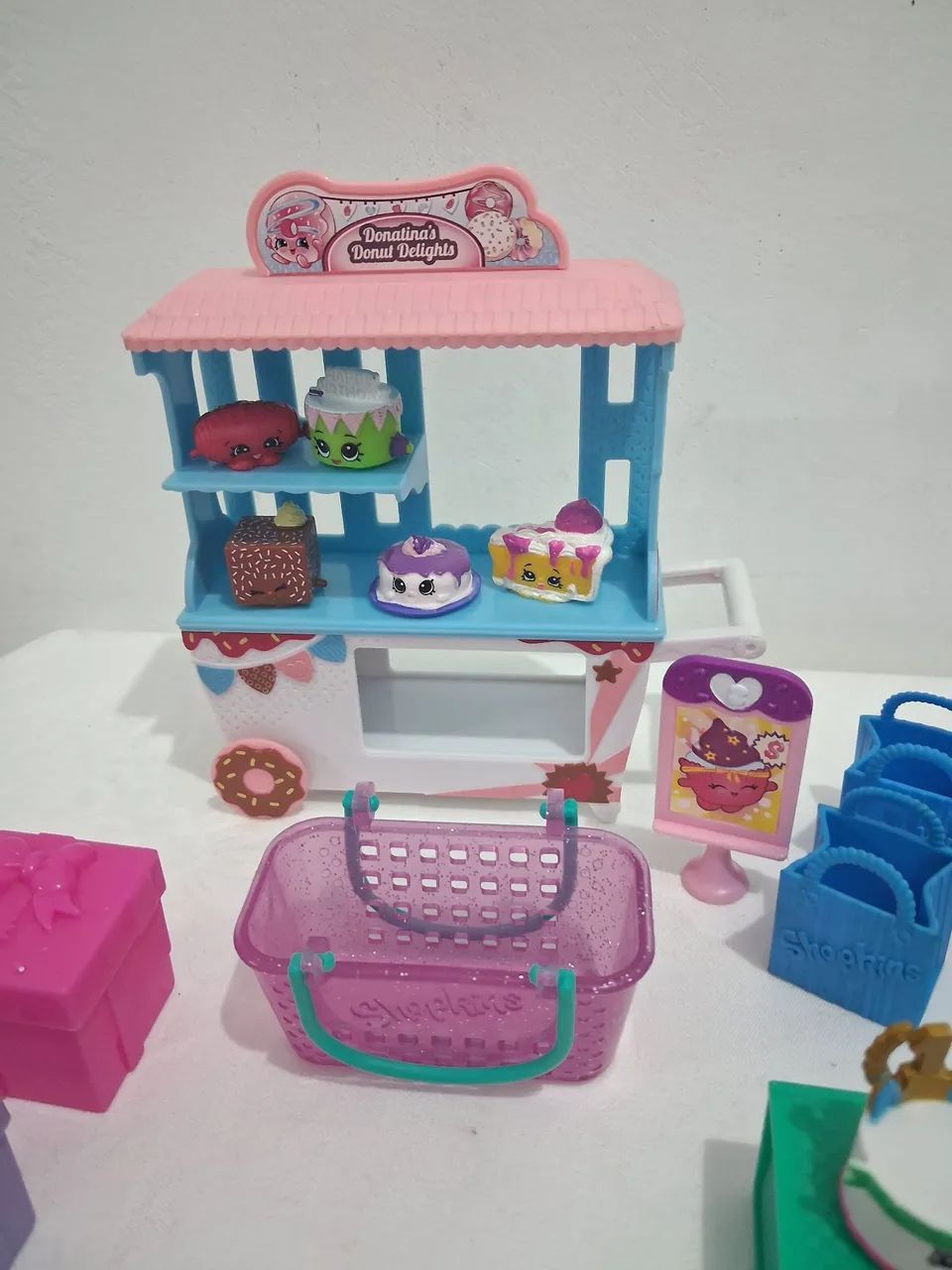 Shopkins carrinho de doces e varios acessórios  - Foto 2