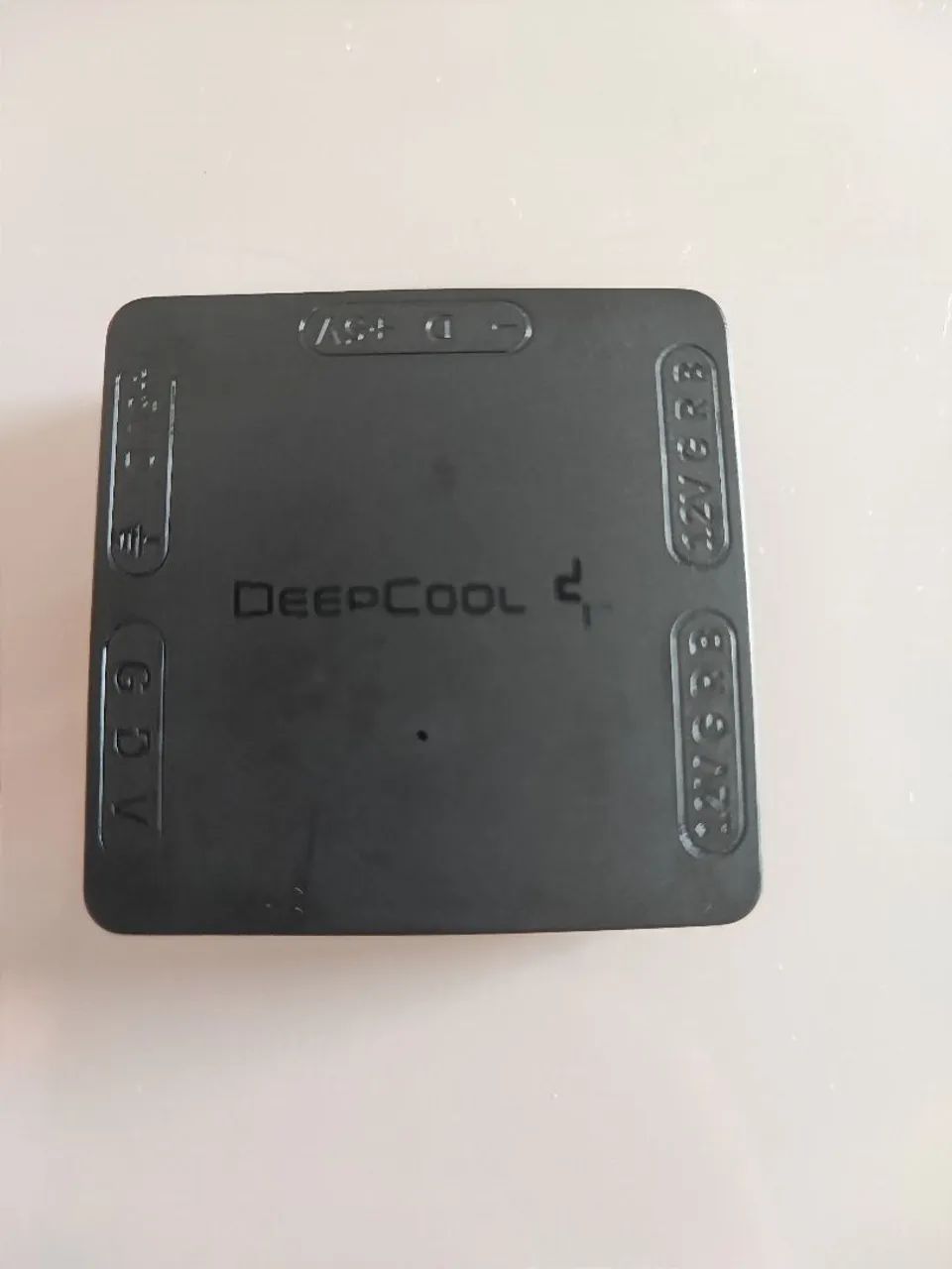 Hub Deepcool RGB Conversor 5V to 12V  - Foto 4