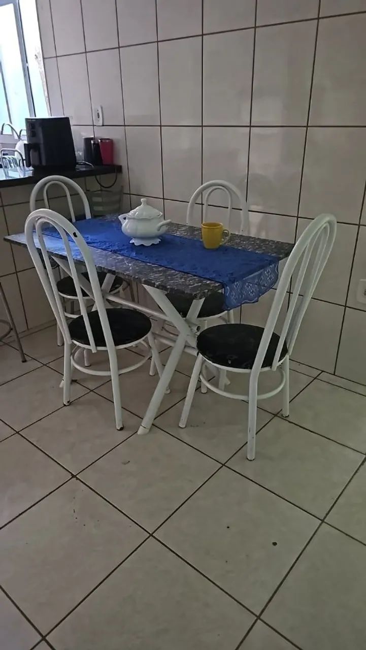 Mesa pra doação.