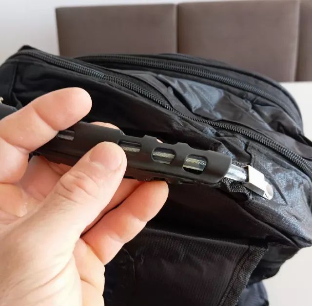 Mochila grande preta - pronta entrega  - Foto 2