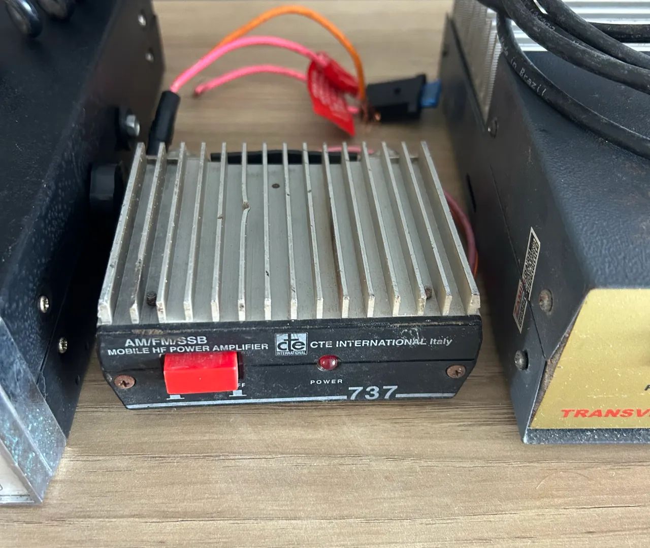 Rádios amadores e amplificadores - Foto 3
