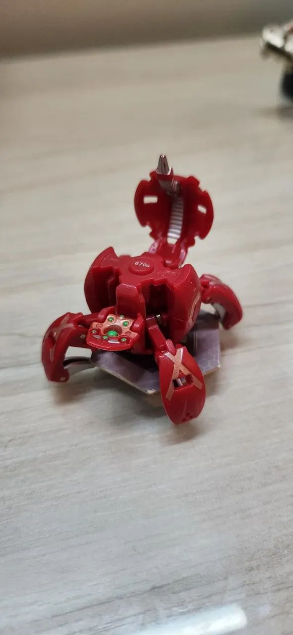 Bakugan Pyrus Fencer