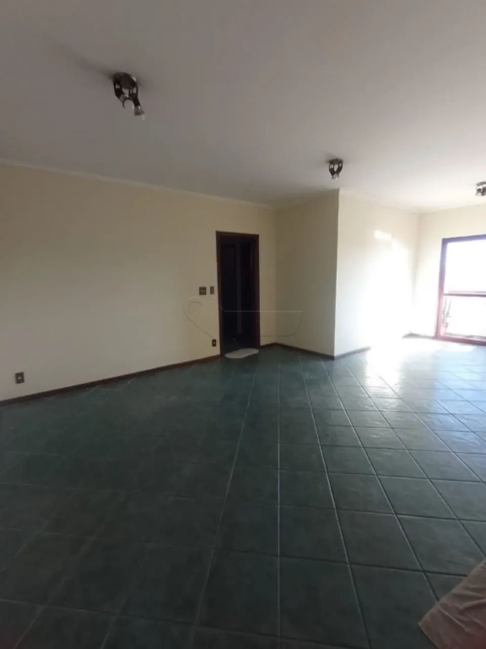 Apartamento de 92m² com 3 Dormitórios em Excelente Localização - Foto 3