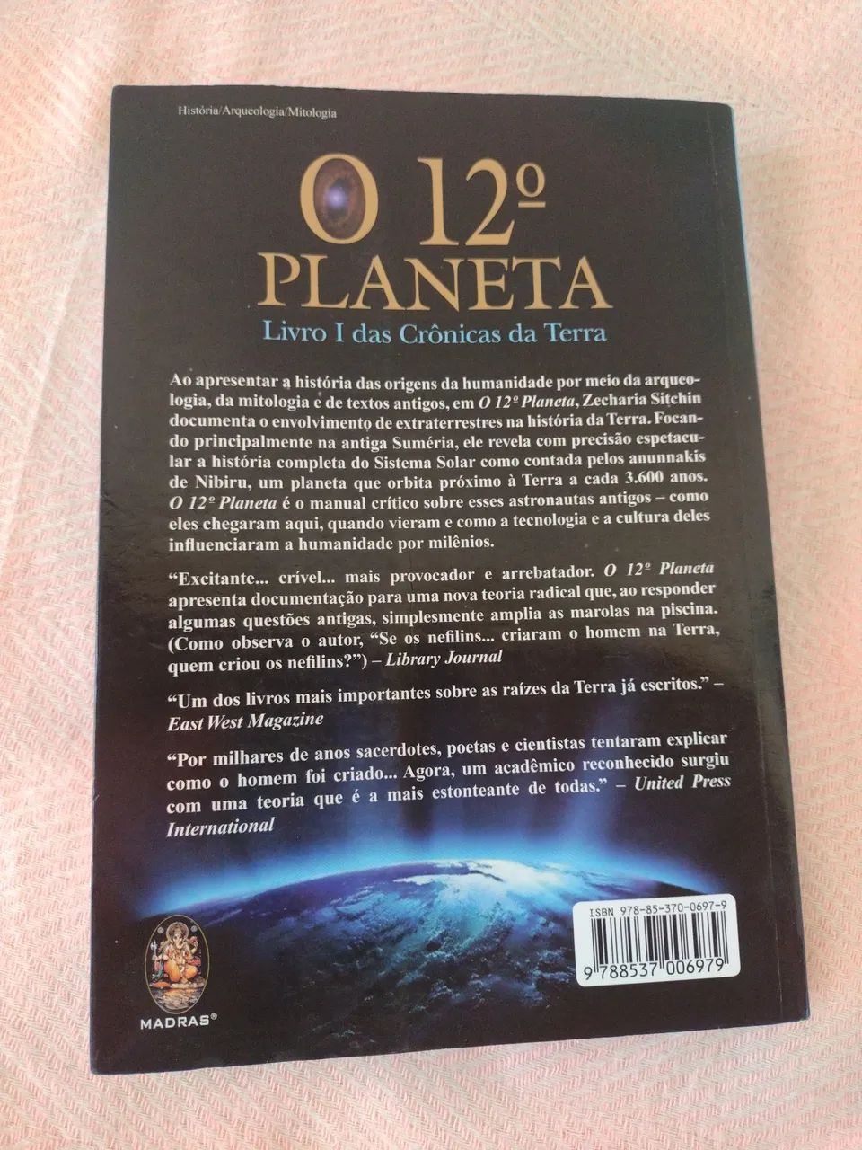 Livro O 12 segundo planeta de Zecharia Sitchin - Foto 2