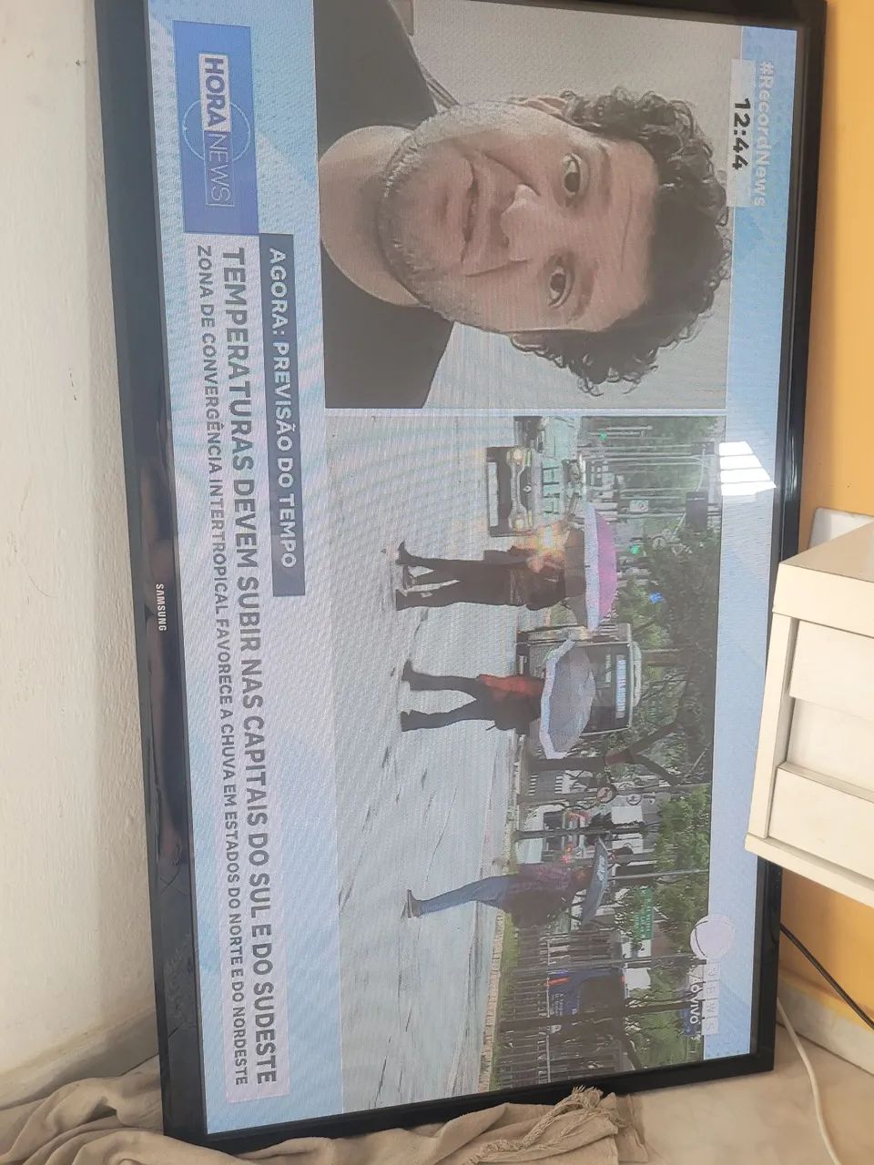 Vendo tv 51 polegadas 650 zap *38