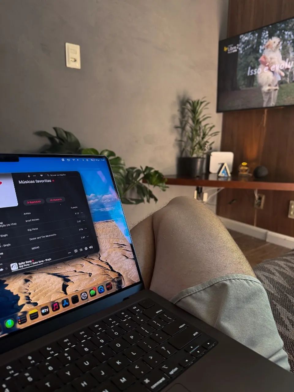 MacBook Pro M3 Pro  512  18GB - Foto 5