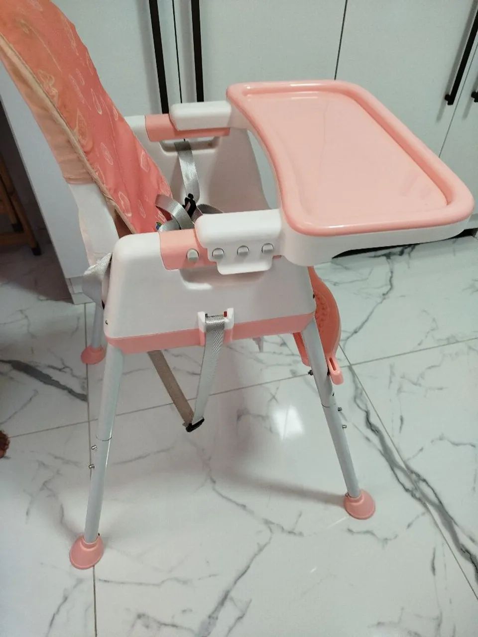Cadeira de alimentação nunca usada - Foto 3