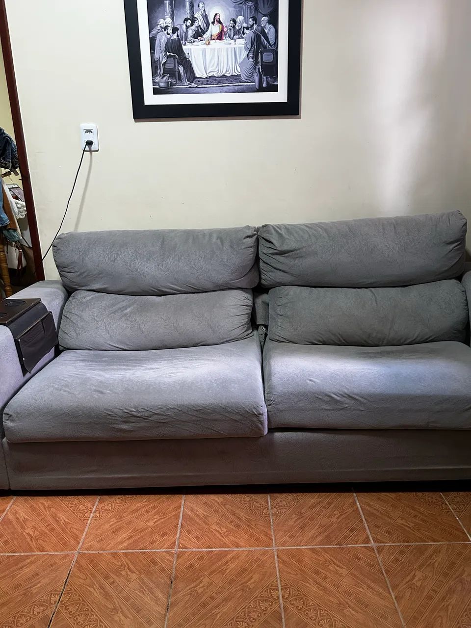 Sofá retrátil usado 