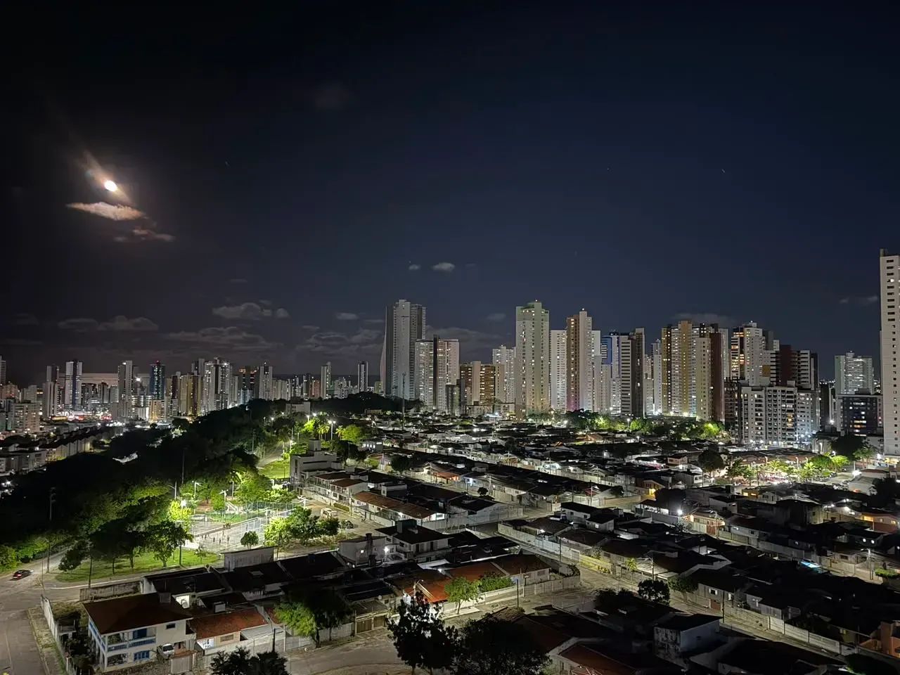 Imóvel para venda possui 127 metros quadrados com 3 quartos em João Agripino - João Pessoa 1