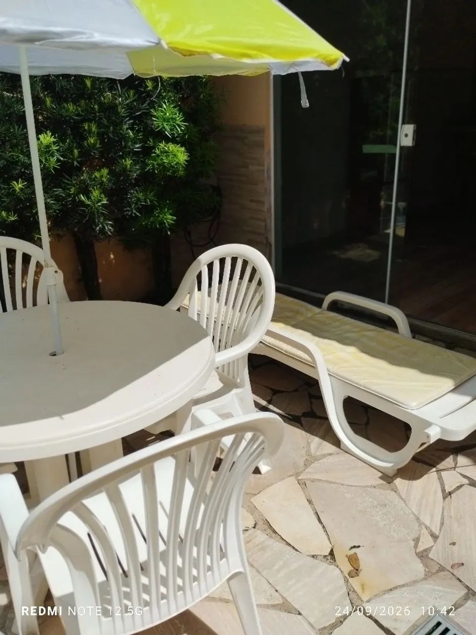 Mesa, cadeiras e espreguiçadeira para piscina  - Foto 2
