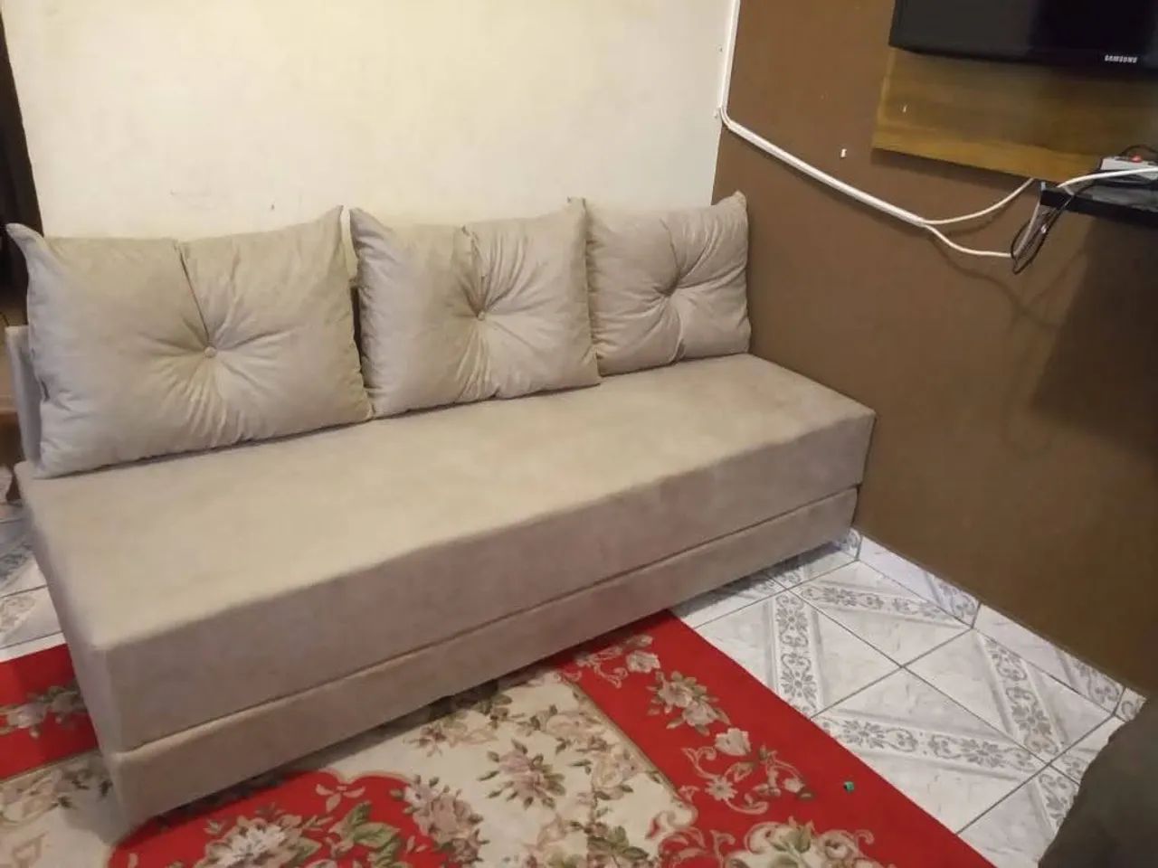 Sofá bicama compacto 