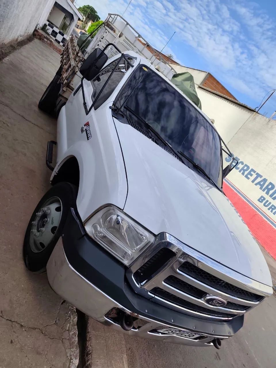 F-4000 para venda! - Foto 2