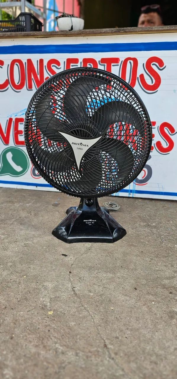 Ventilador Britânia de mesa