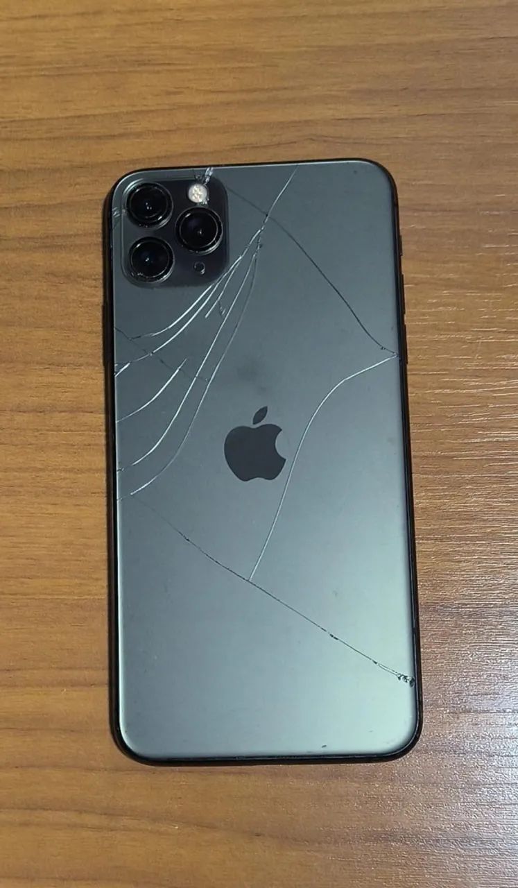 iPhone 11 Pro Max  - Foto 2