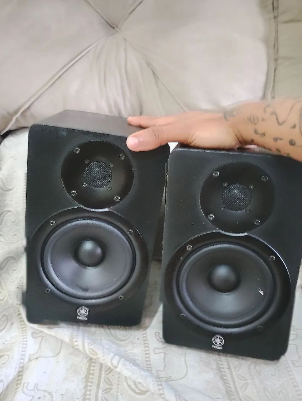 Par de Monitores Yamaha Hs50m  - Foto 2