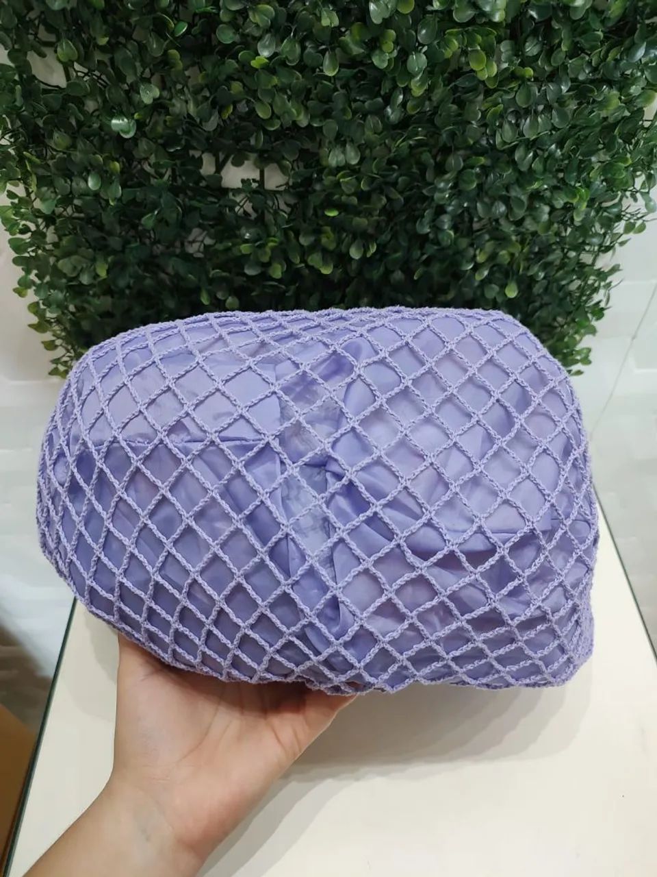 Bolsa tiracolo saco roxa de tricô tela feira praia retornável tecido lilás  - Foto 4