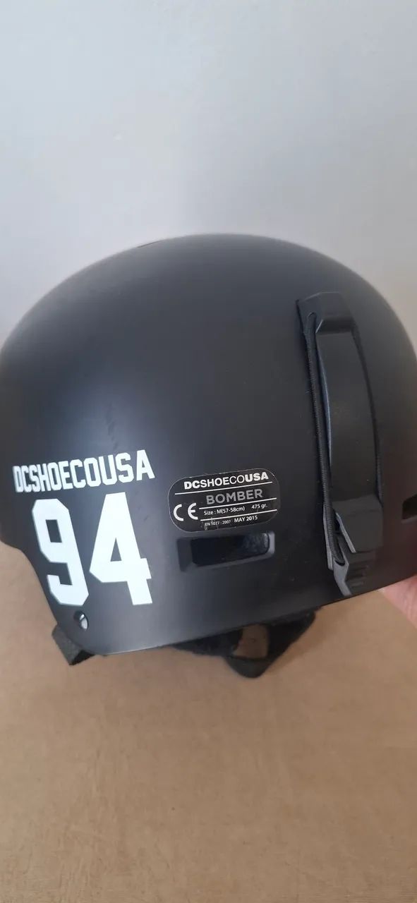 capacete DCSHOES modelo bomber - Foto 3