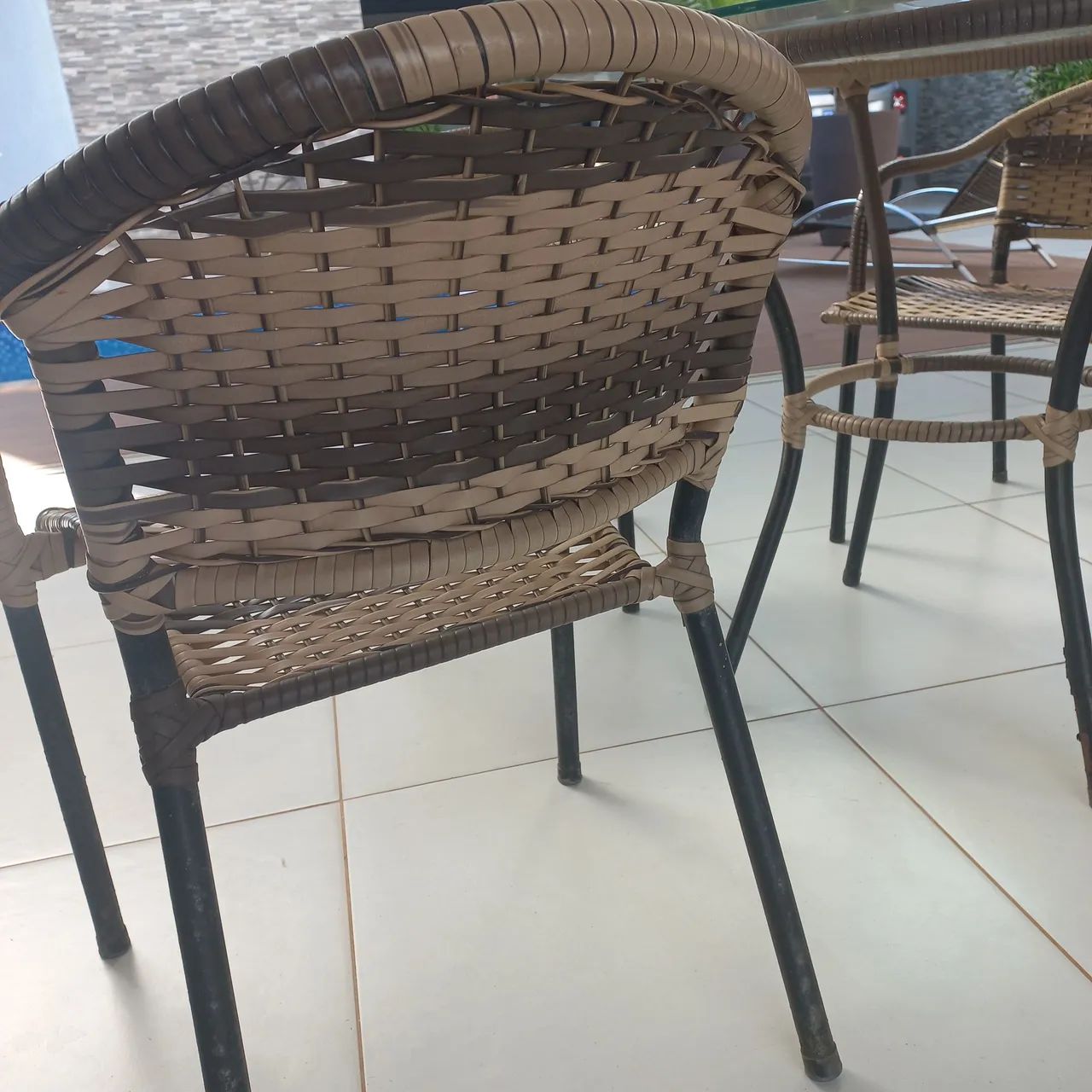 Mesa com 4 cadeiras  - Foto 4