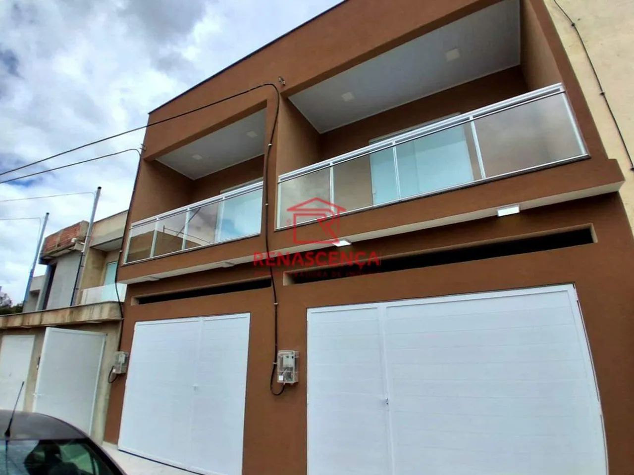 Casa Duplex com 2 Quartos em Campo Grande.