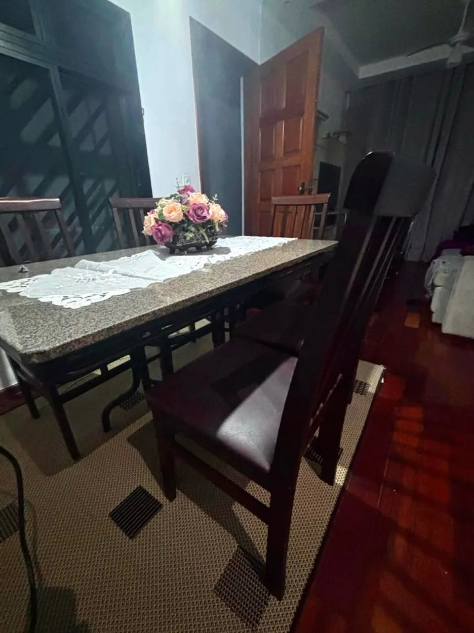 Mesa de Jantar 6 lugares - Foto 3