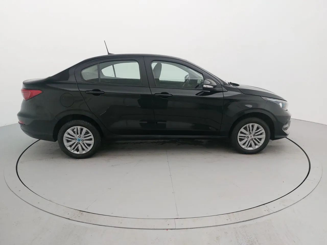 Fiat Cronos DRIVE 1.3 8V Flex Aut., foto 6 de 18