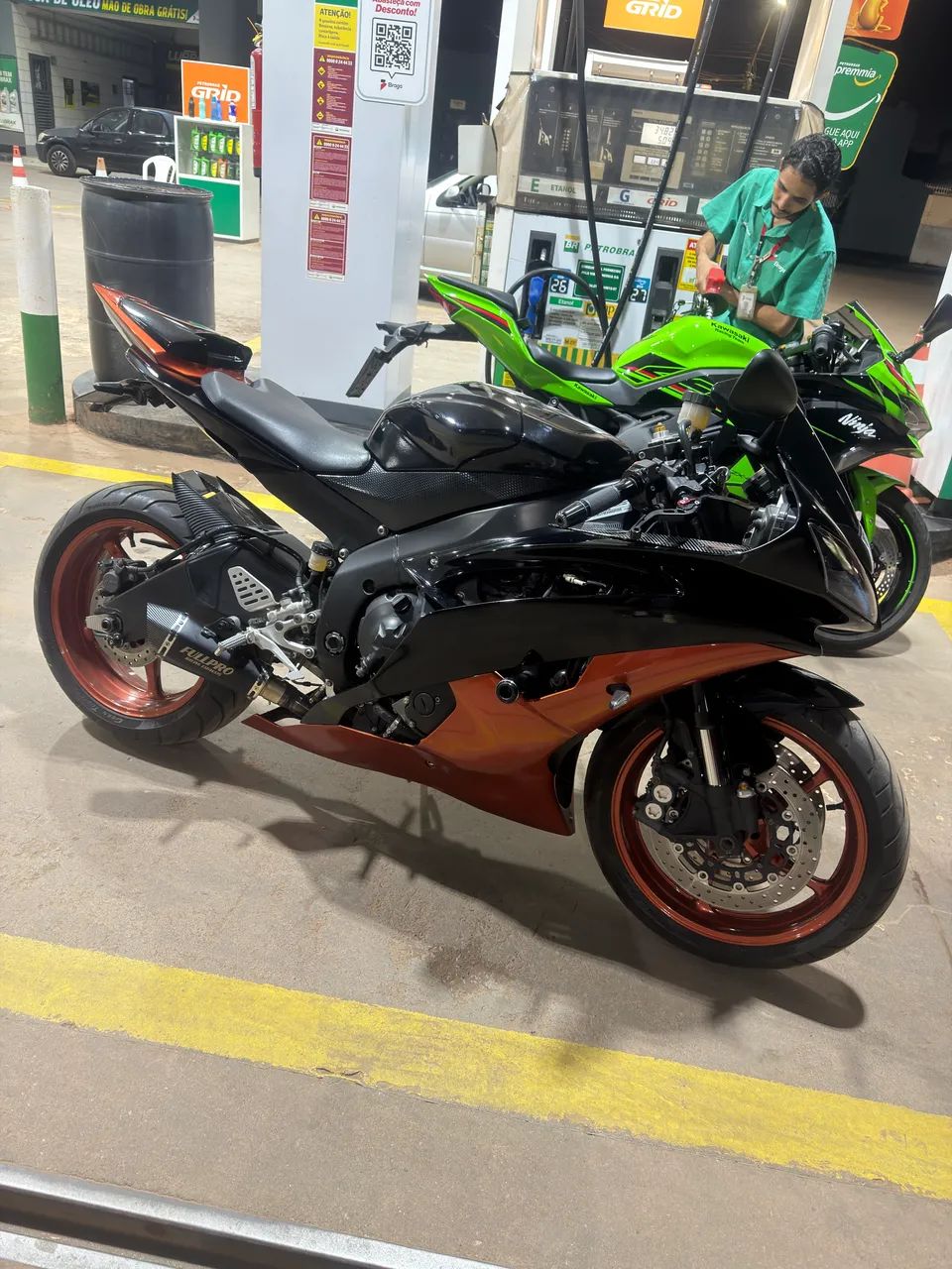 YZF - R6  - Foto 4
