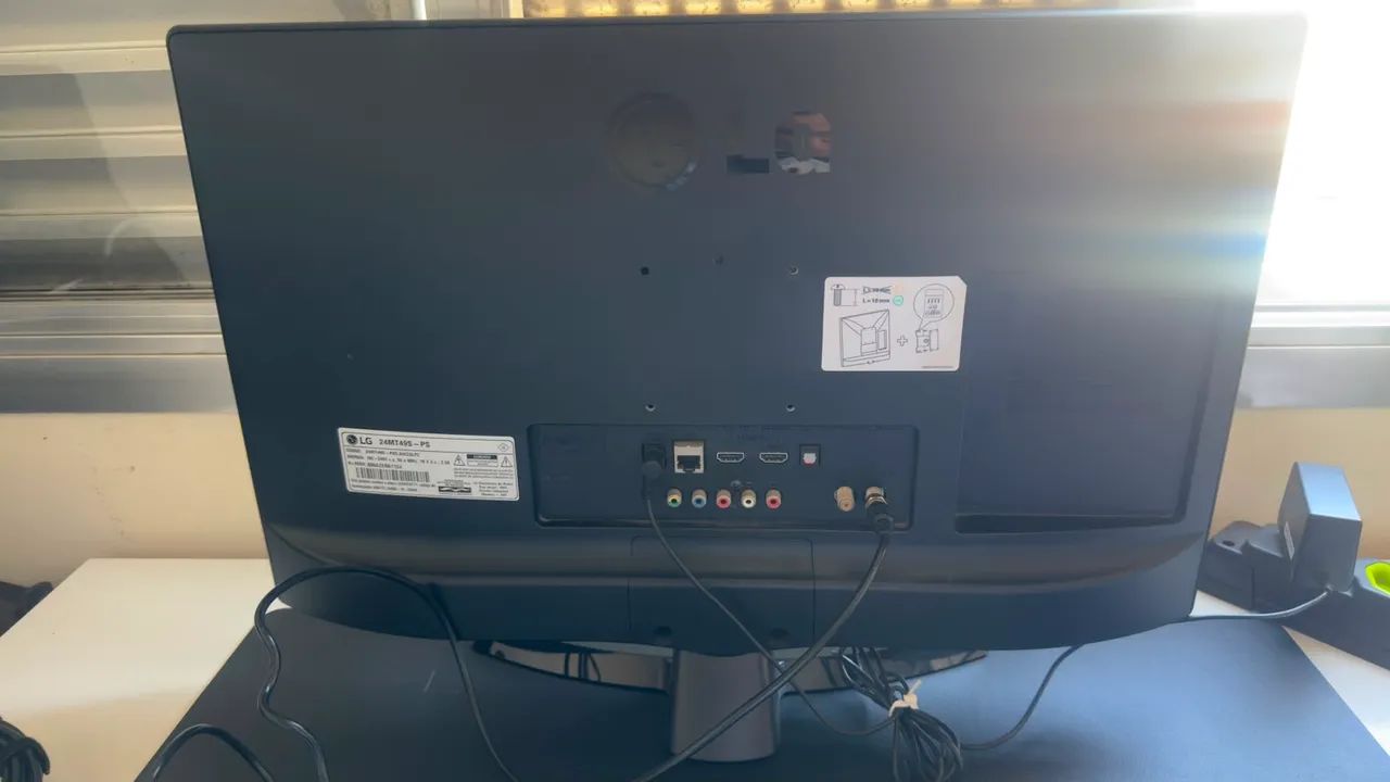 Tv Lg 24 polegadas - Foto 4