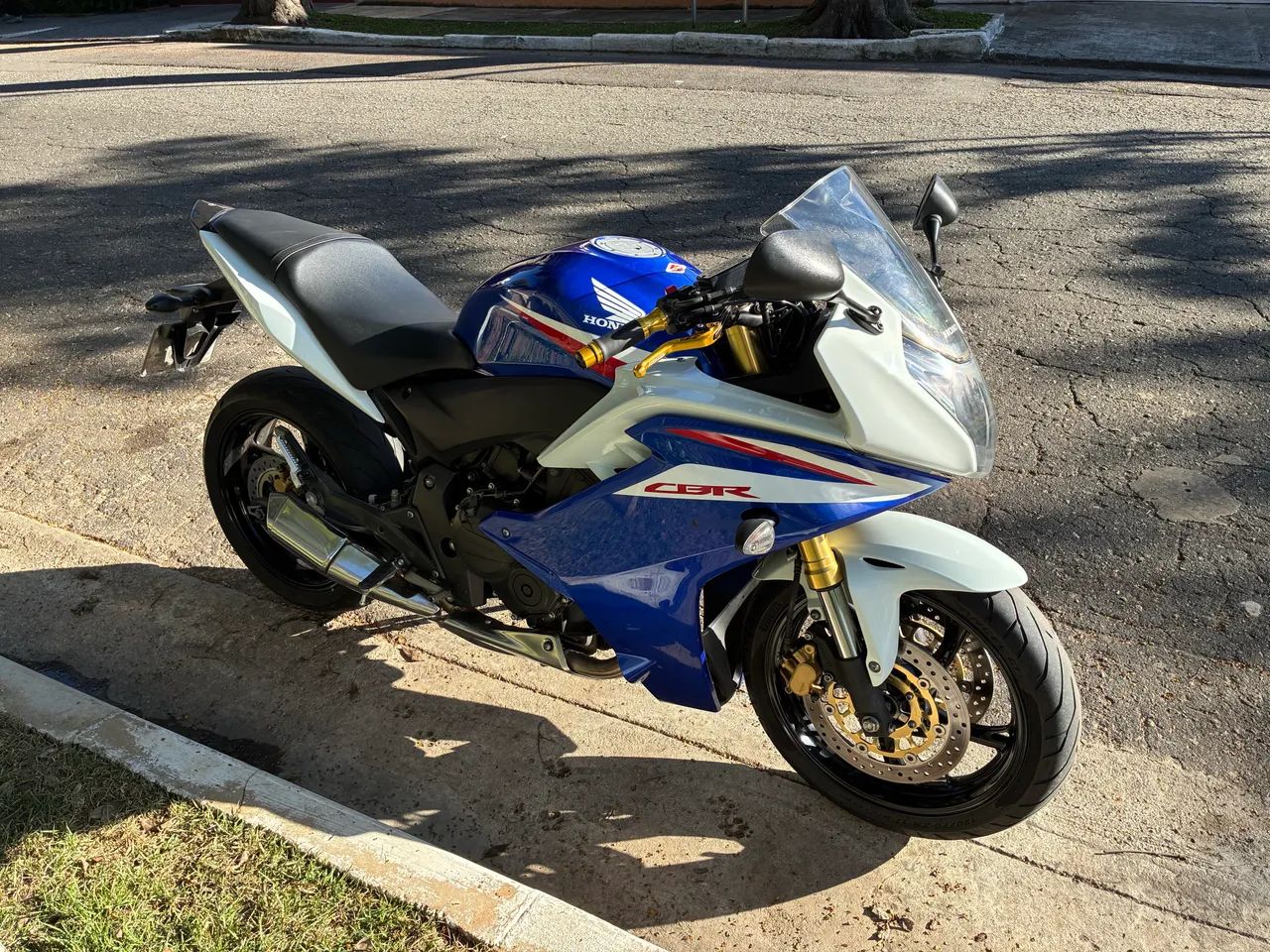 HONDA CBR 600F 2014  - Foto 2