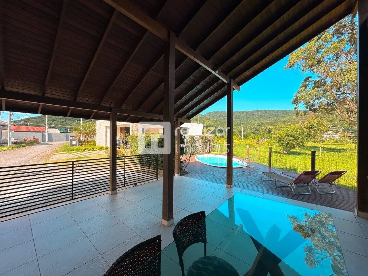 Casa com 4 quartos e piscina em Condomínio Fechado na Vargem Grande - Foto 3