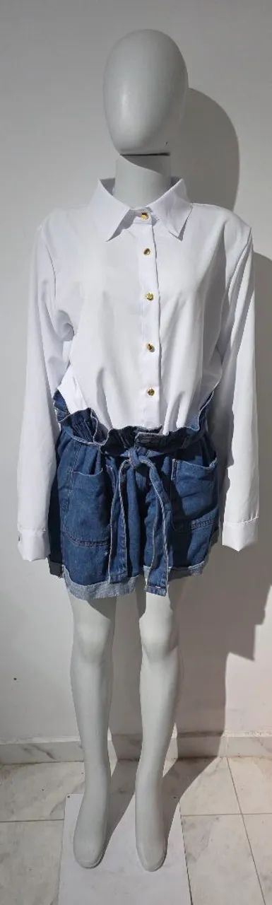 Shorts jeans da marca Marisa tamanho 45