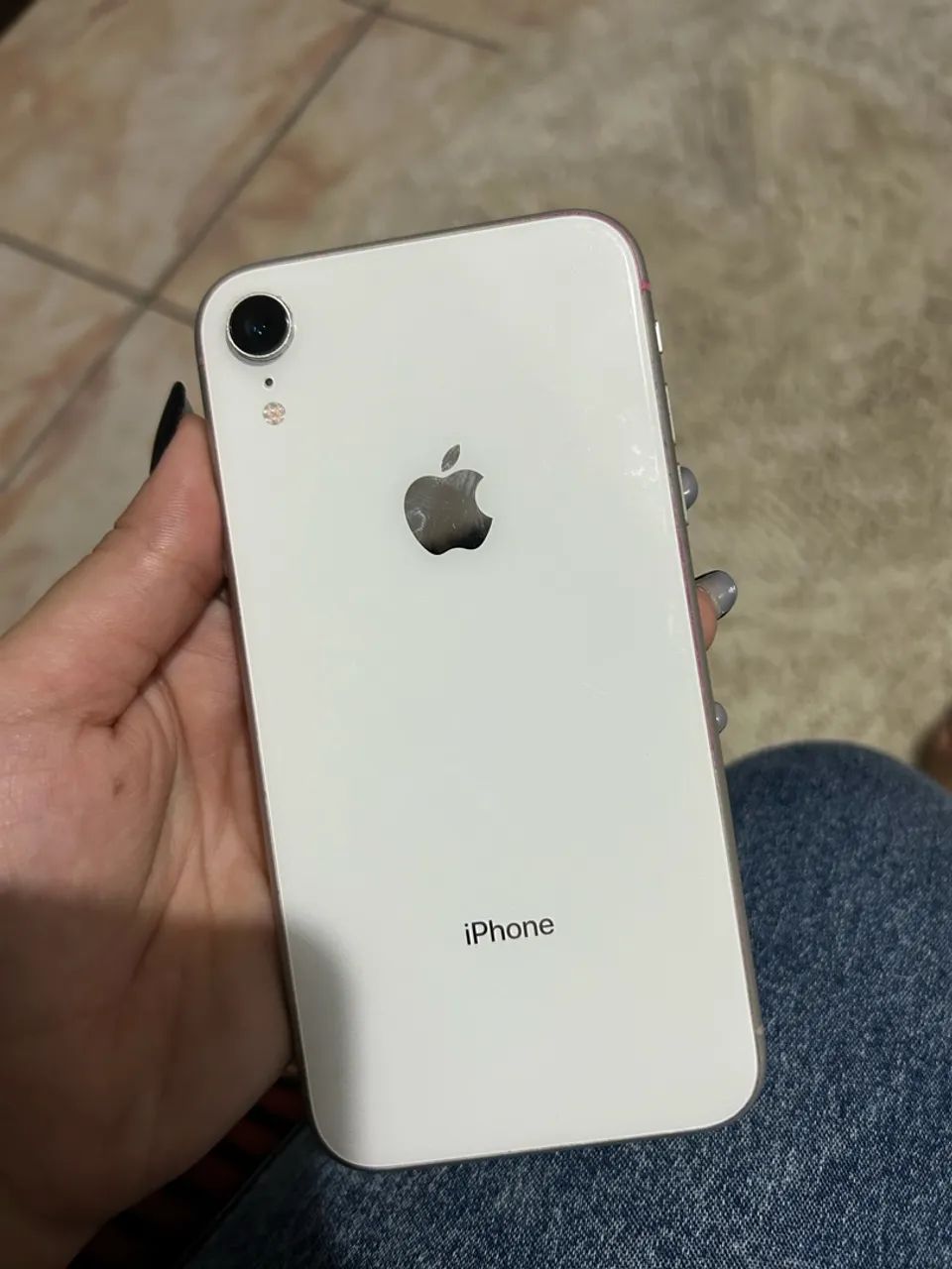 VENDO IPHONE XR 