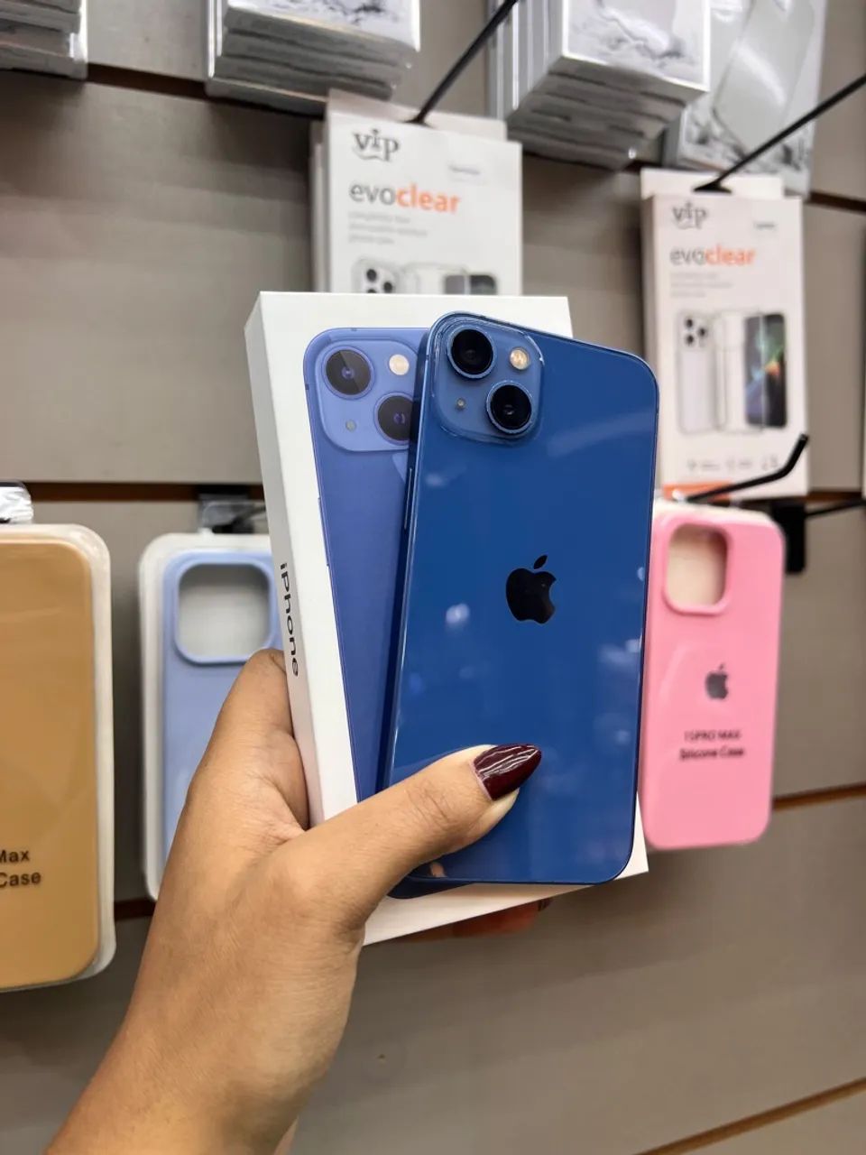 iPhone 13 256GB azul - Celulares e Smartphones - Zona Industrial